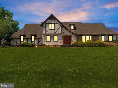 8204 Wheatfield Dr, Frederick, MD 21702 - photo 2