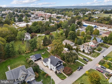 10 Arlington Rd, Malvern, PA 19355 - photo 2