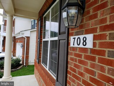 708 Highland Meadows Dr, Gambrills, MD 21054 - photo 2