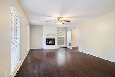 11 Fiddleleaf Ct, Spring, TX 77381 - photo 5