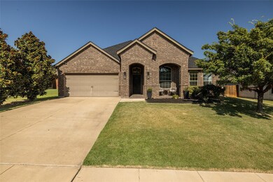 2105 Caroline Dr, Weatherford, TX 76087 - photo 2