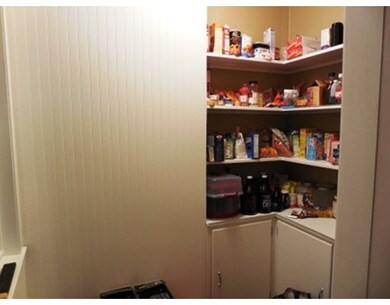 311 Plantation St unit 3, Worcester, MA 01604 - photo 6