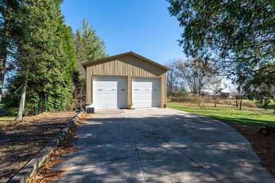 1305 93rd Ave, Kenosha, WI 53144 - photo 4