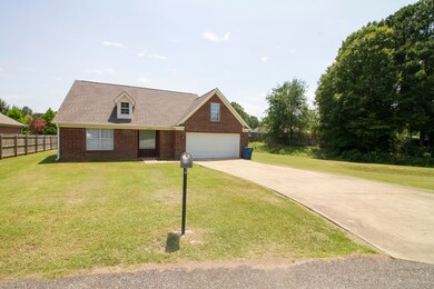 FRONT OF HOUSE 2