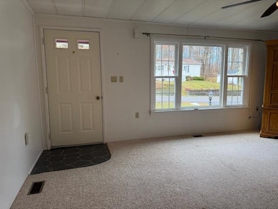 228 Stonehill Rd, Williston, VT 05495 - photo 2