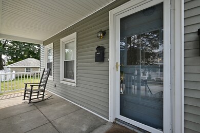 7 Perham St unit 2, Wakefield, MA 01880 - photo 2