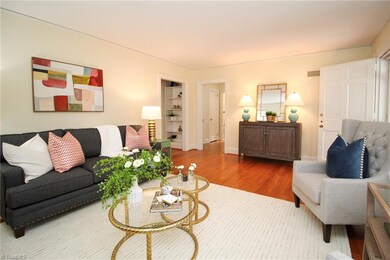 317 S Chapman St, Greensboro, NC 27403 - photo 7