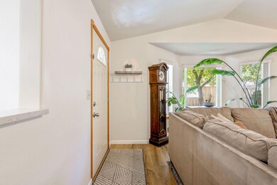 2611 SW Salmon Ave.