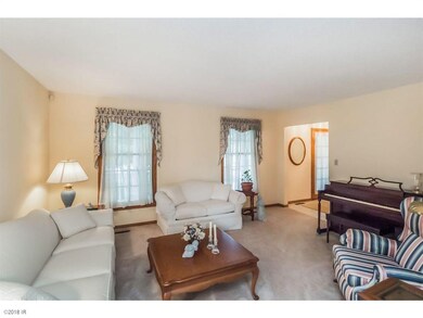 921 W 18th St S, Newton, IA 50208 - photo 5