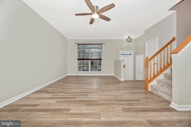 7131 Ladd Cir, Frederick, MD 21703 - photo 5