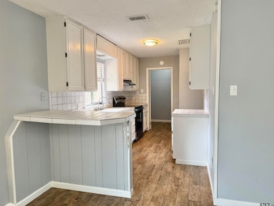 1015 Bryan St, Jacksonville, TX 75766 - photo 6