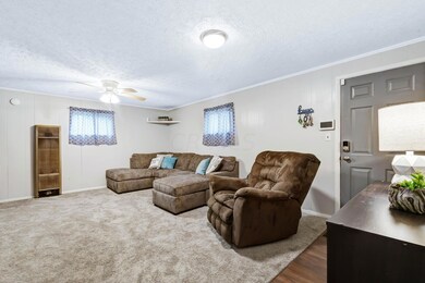 224WaldenRoad_Hommati102-6