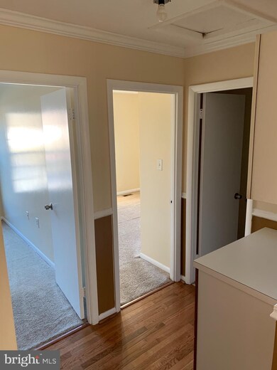 13100 N Point Ln, Laurel, MD 20708 - photo 2