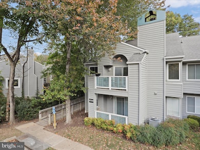 11709 Summerchase Cir unit D, Reston, VA 20194 - photo 3