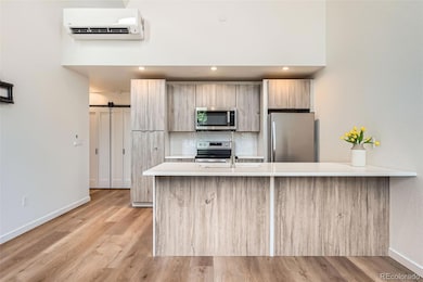 3700 N Marion St unit 106, Denver, CO 80205 - photo 4