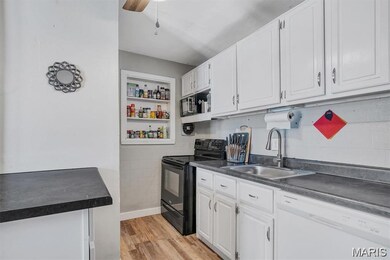 8014 Morgan Ford Rd, St. Louis, MO 63123 - photo 5