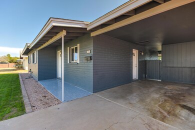 301 W Juniper St-5