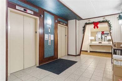 Imperial House unit 501, Pittsburgh, PA 15217 - photo 5