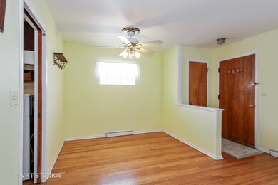 1608 W Johanna Terrace, Arlington Heights, IL 60005 - photo 4