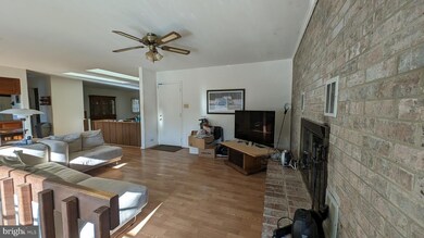 11912 Kerwood Rd, Silver Spring, MD 20904 - photo 5