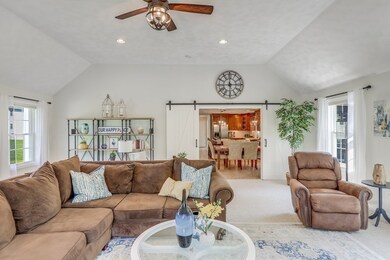 9 Leonard Ln, Wilmington, MA 01887 - photo 5