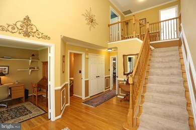 5413 Jerseybelle Ct, Ellicott City, MD 21043 - photo 2