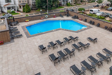 1000 Grandview Avenue Condominiums unit 1207, Pittsburgh, PA 15211 - photo 5