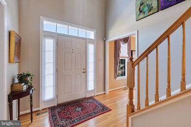 5213 Hillmont Ct, Ellicott City, MD 21043 - photo 2