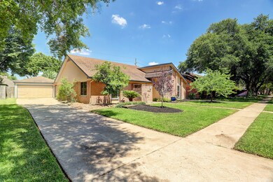 15226 Windy Cove Dr, Houston, TX 77095 - photo 2