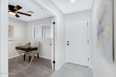 3113 E Edgewood Ave-5