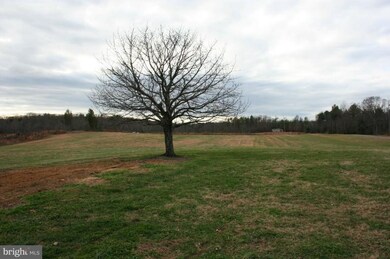 2554 Flat Iron Rd, Montross, VA 22520 - photo 4