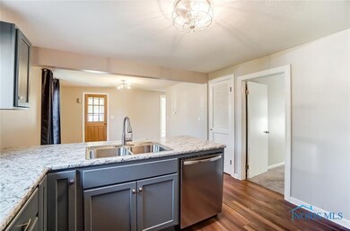 1106 S West St, Findlay, OH 45840 - photo 6