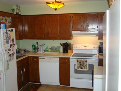 8205 Casualwood Way, Louisville, KY 40291 - photo 4