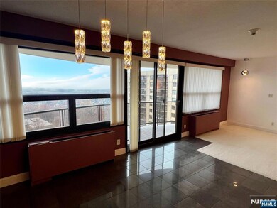 2 Claridge Dr unit 11JE, Verona, NJ 07044 - photo 4