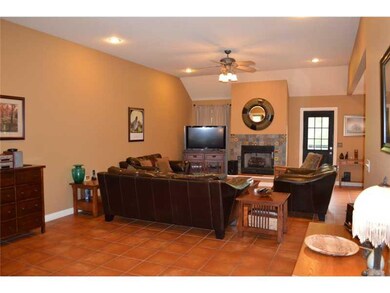 2522 S College Dr, Fayetteville, AR 72701 - photo 2