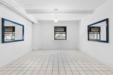 33 W 67th St unit 1FE, New York, NY 10023 - photo 6