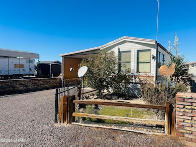 200 N Moon Mountain Ave, Quartzsite, AZ 85346 - photo 3