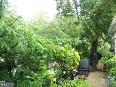 500 W Pothouse Rd, Phoenixville, PA 19460 - photo 6