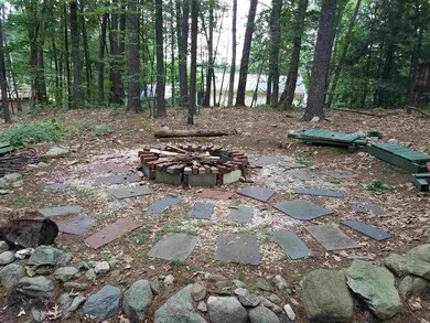 27 Coburn Ave, Nashua, NH 03063 - photo 7