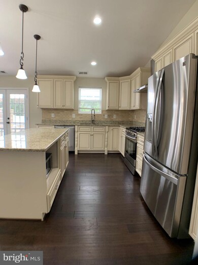 6923 Quander Rd, Alexandria, VA 22307 - photo 7