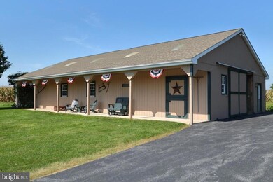 662 S Kinzer Ave, New Holland, PA 17557 - photo 7