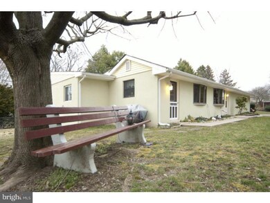 209 S Manor Dr, Media, PA 19063 - photo 4