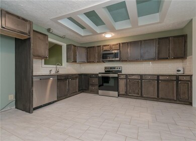 254 Oakwood Ln, Pineville, LA 71360 - photo 3