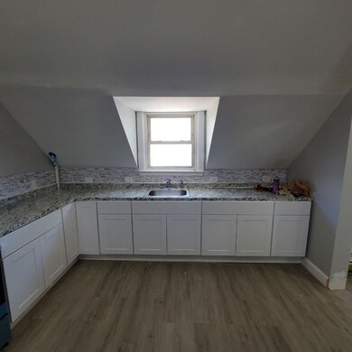 12 1/2 Benefit St unit 1, Worcester, MA 01610 - photo 6
