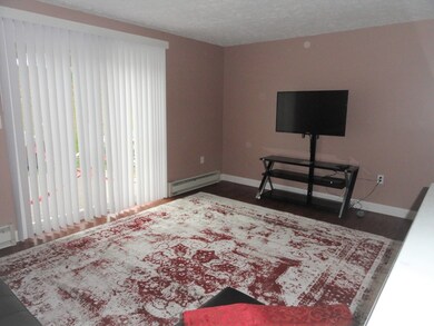 63 Olde Colonial Dr unit 1 Bld 12, Gardner, MA 01440 - photo 5