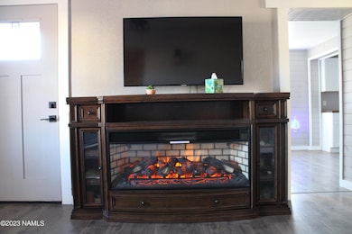 523 W Aspinwall St, Winslow, AZ 86047 - photo 5