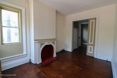 715 Monroe St unit 1A, Stroudsburg, PA 18360 - photo 5