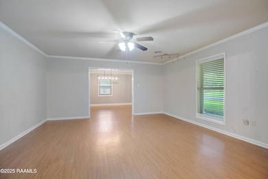 1621 Elm -5