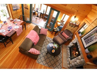 Living Room/Dining Room