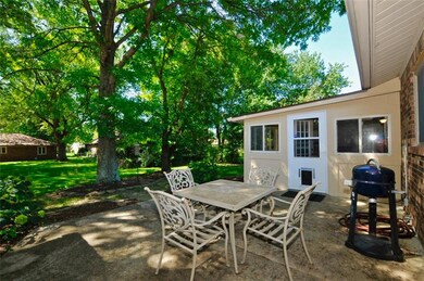 1719 Sycamore Dr, Plainfield, IN 46168 - photo 4